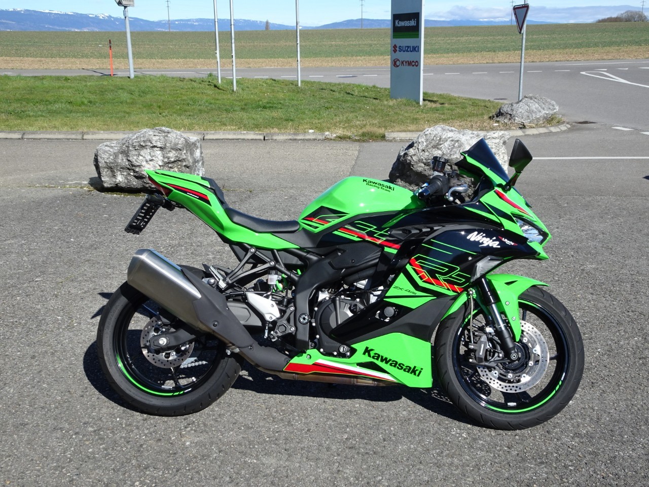 KAWASAKI Ninja ZX-4 RR-image-0