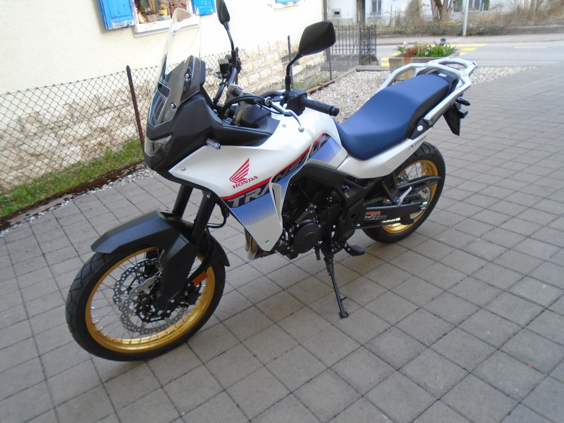 HONDA XL 750 Transalp-image-2