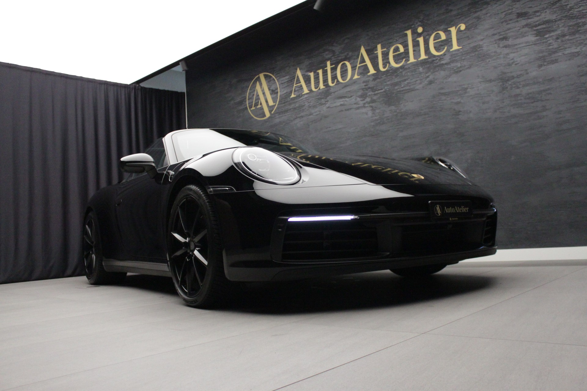 PORSCHE 911 Carrera 4S PDK-showroom-element-3