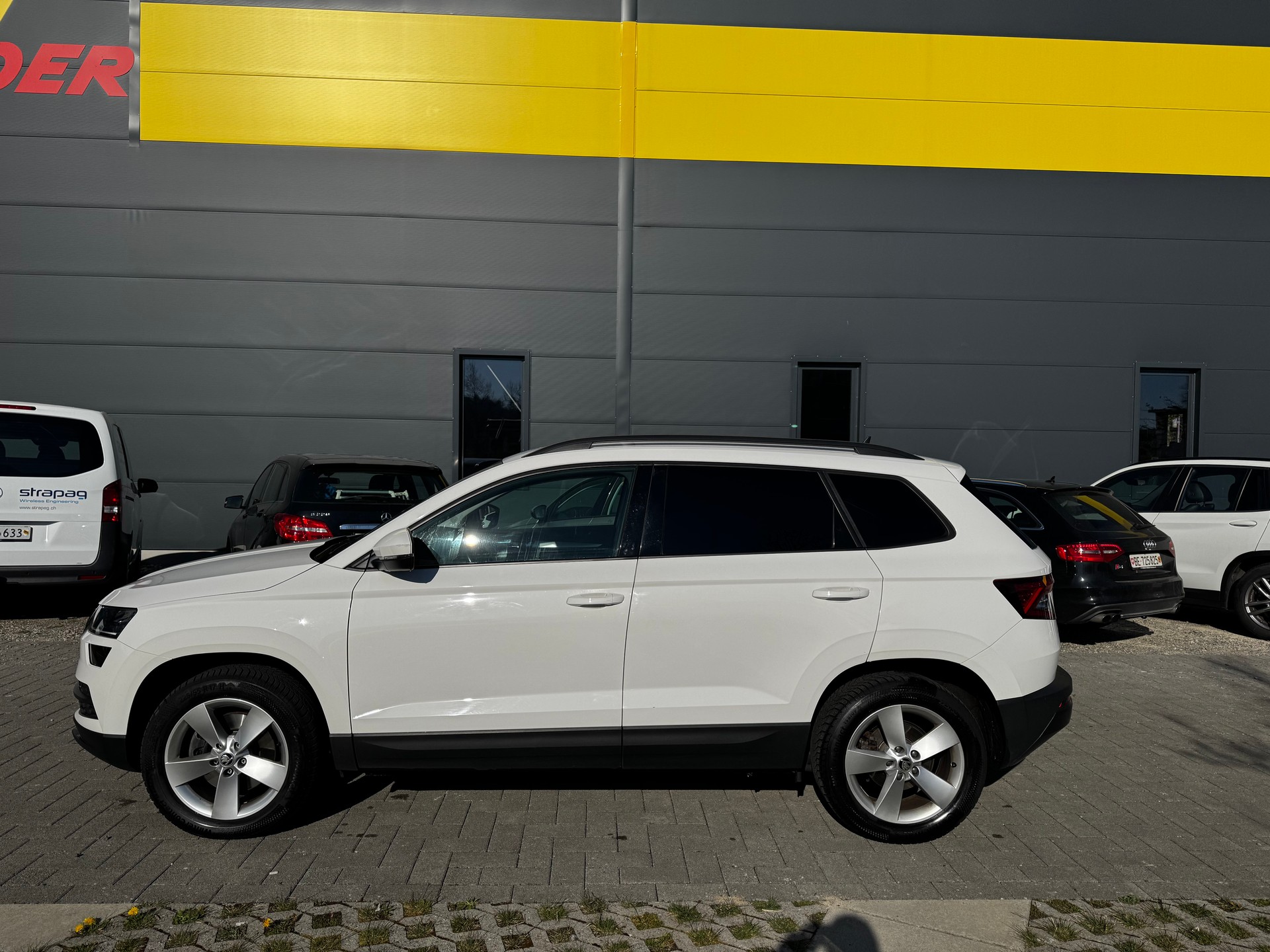 SKODA Karoq 2.0 TDI CR Ambition 4x4 DSG-image-7