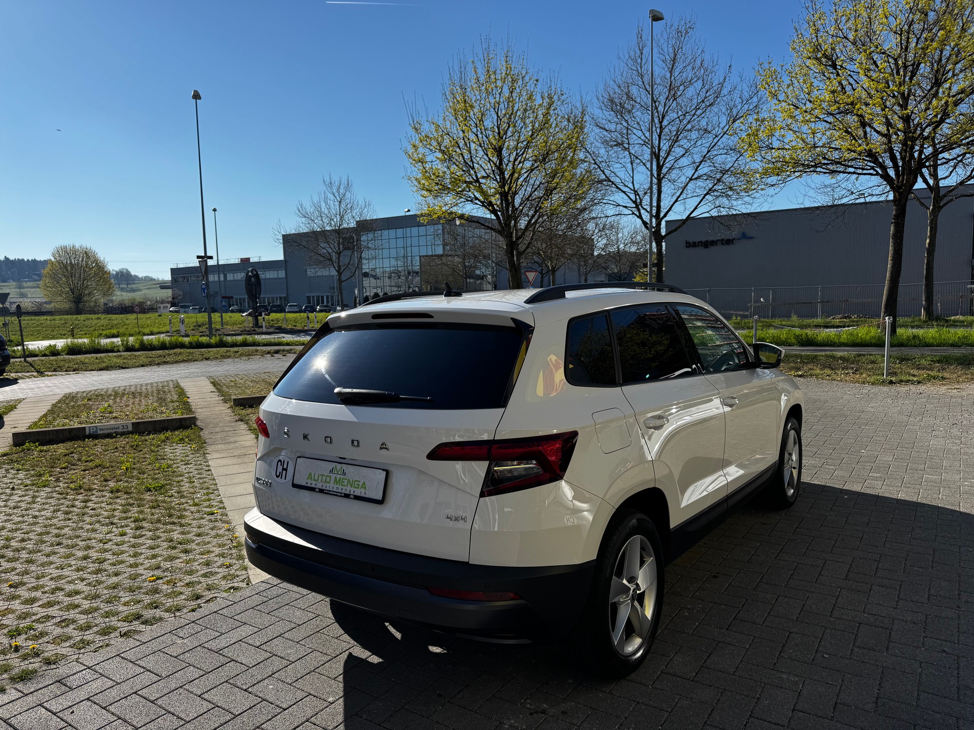 SKODA Karoq 2.0 TDI CR Ambition 4x4 DSG-image-4