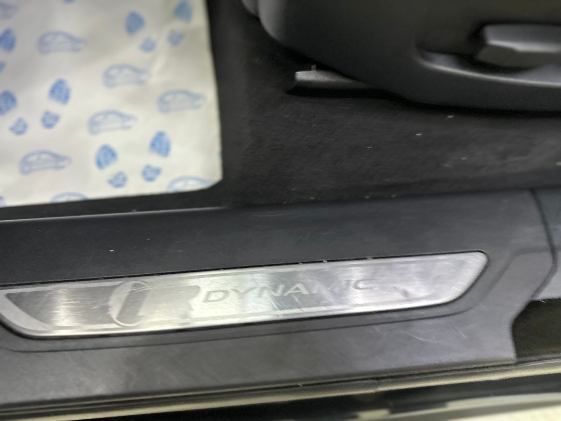 LAND ROVER Range Rover Velar R-Dynamic P 380 S Automatic-image-15