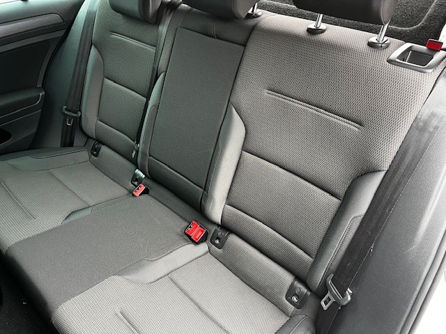 VW Golf VII 1.5 TSI EVO 70th Anniversary DSG-image-10