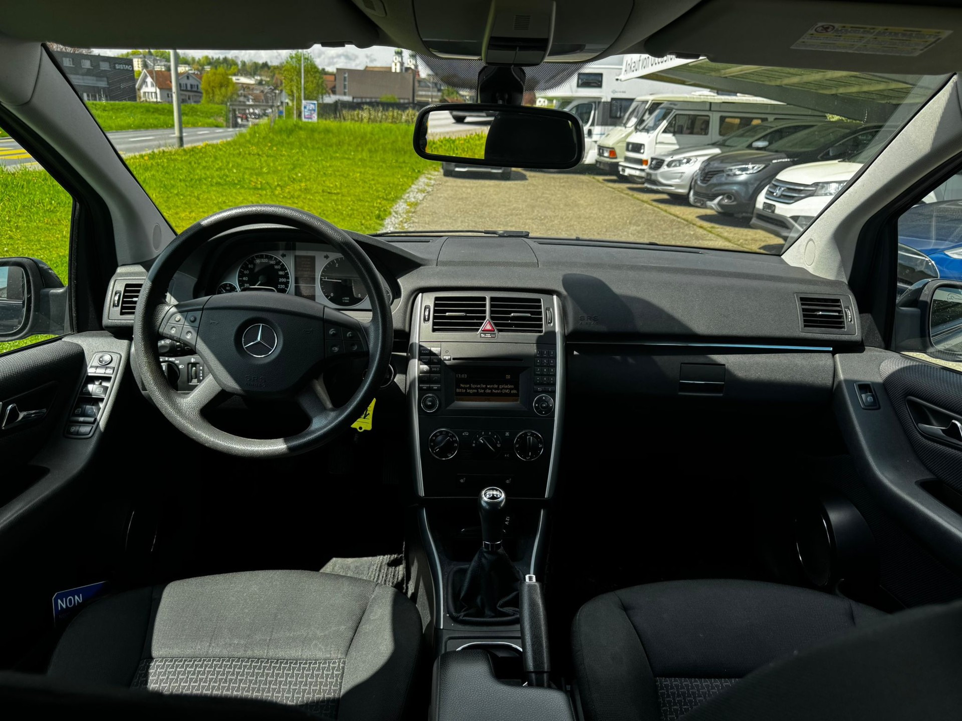 MERCEDES-BENZ B 180 CDI-image-8