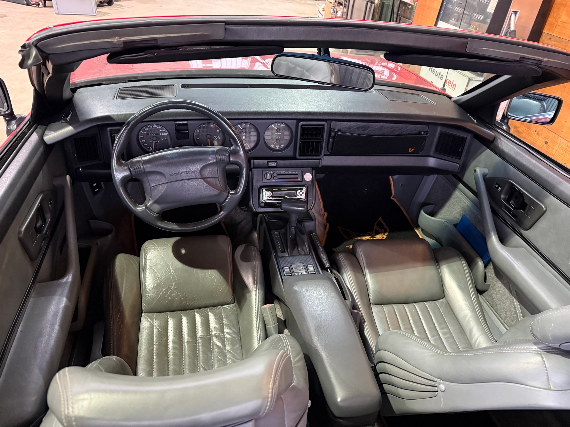 PONTIAC Firebird 5.0 TBI V8 Trans Am-image-4