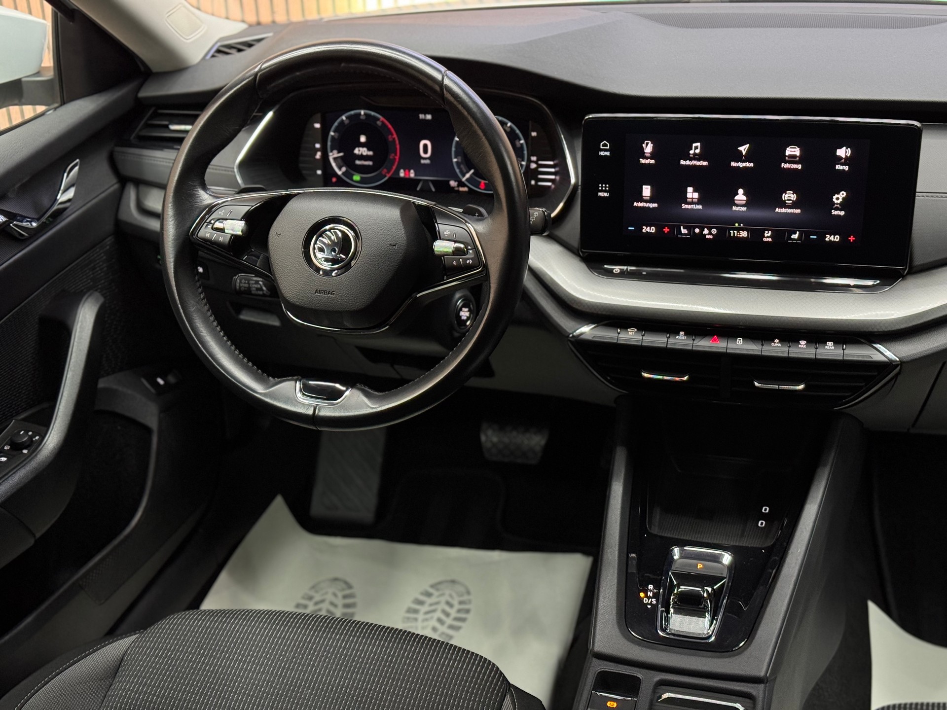 SKODA Octavia Combi 2.0 TDI 150 Ambition DSG | 1 Jahr Garantie | CH-Fahrzeug | *ab CHF 179.-/ Monat*-image-14