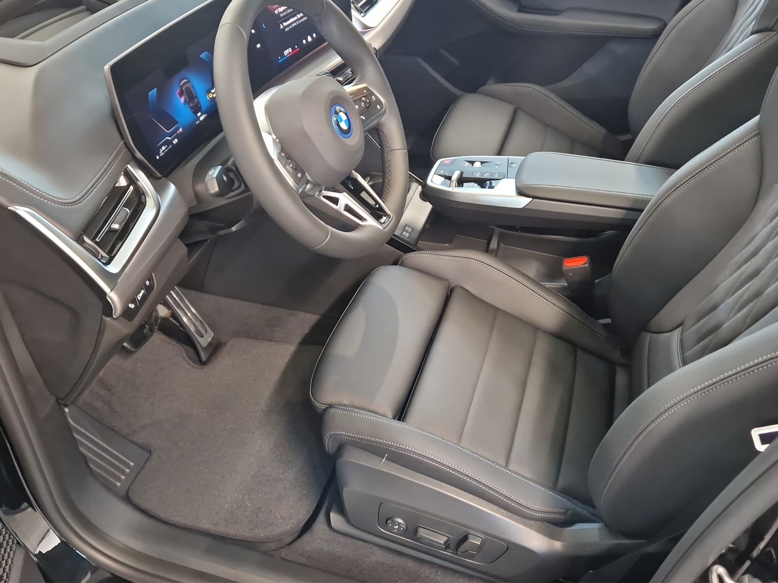 BMW 225e xDrive Active Tourer M Sport-image-6
