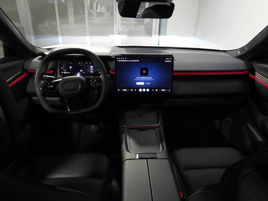 LYNK & CO 08-image-7