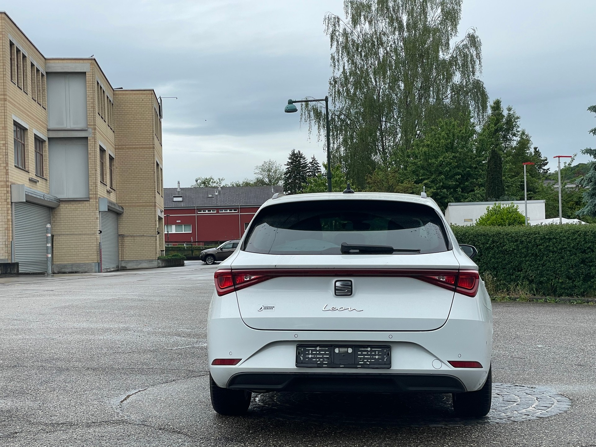 SEAT Leon ST 1.5 eTSI mHEV DSG Hola FR-image-11