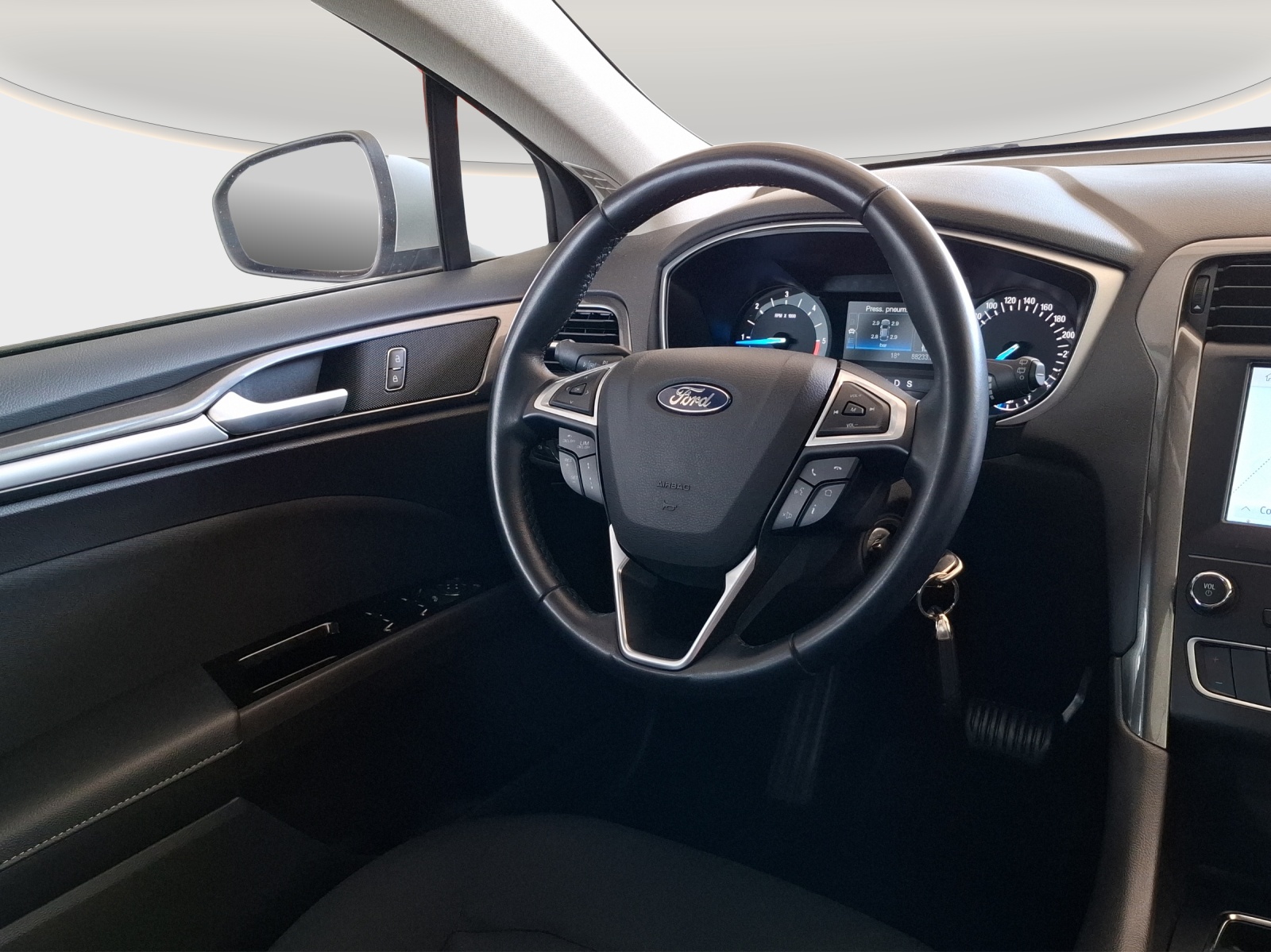 FORD Mondeo 2.0 TDCi Trend Automatik // 8-fach bereift Sommerräder Aluminium-image-15