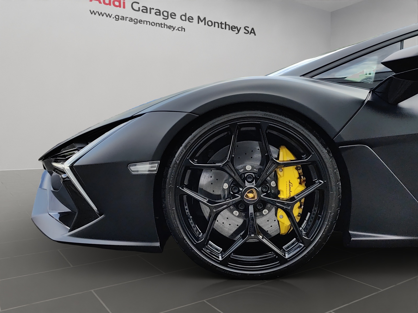 LAMBORGHINI REVUELTO-image-6