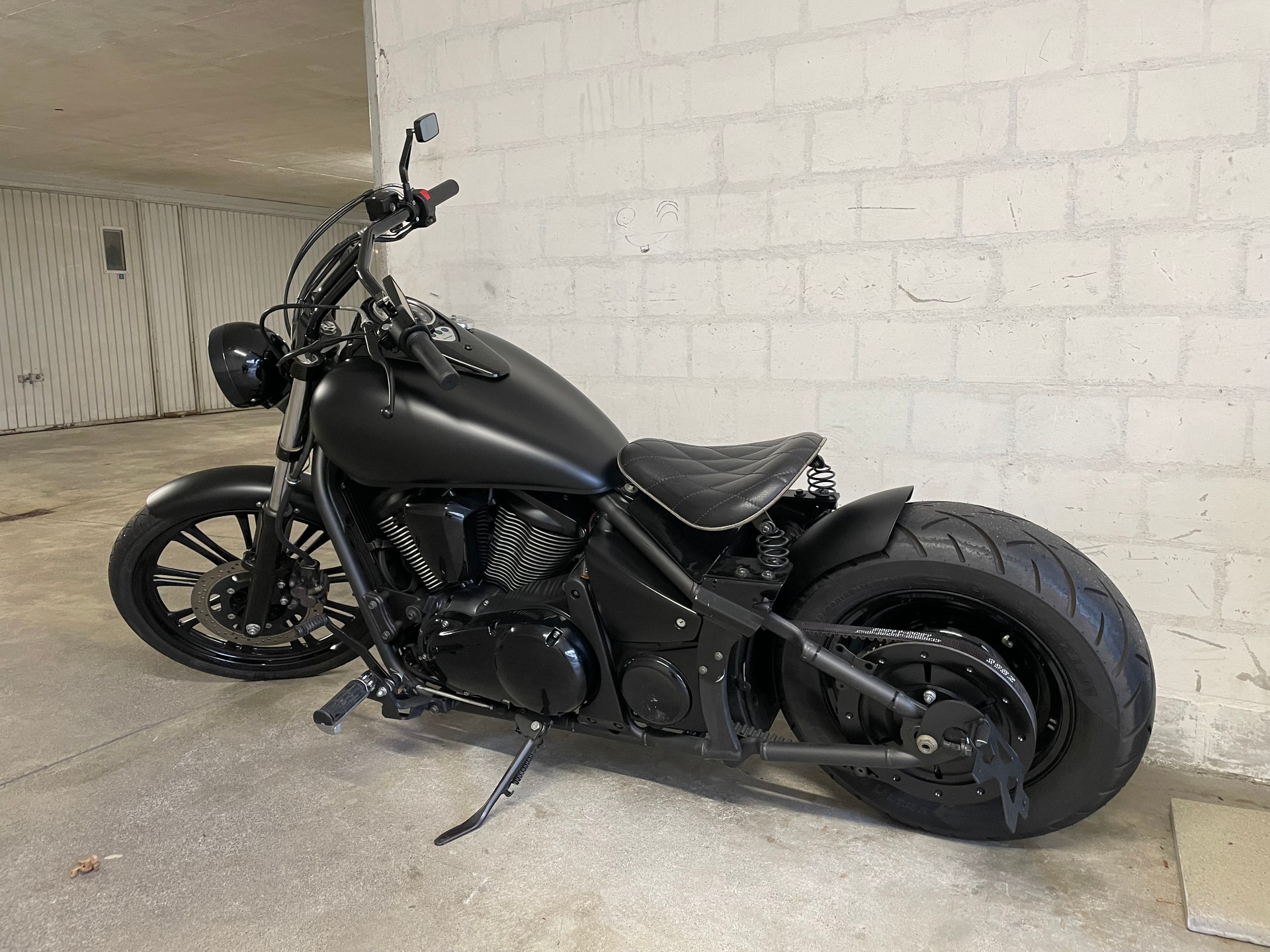 KAWASAKI Custom