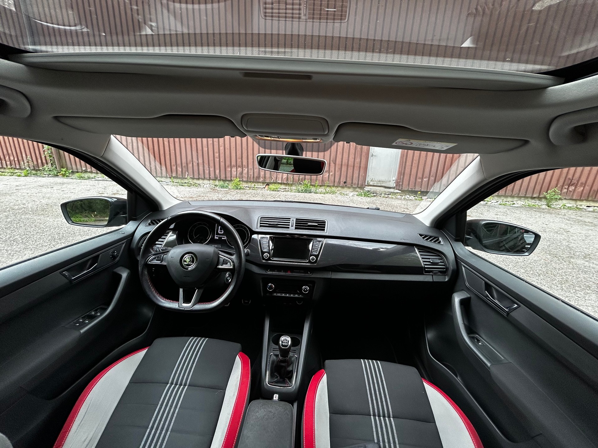 SKODA Fabia 1.0 TSI Monte Carlo-image-9