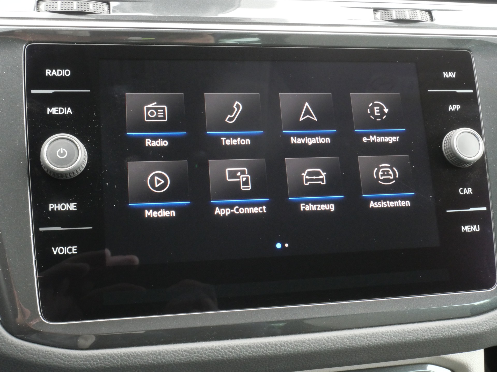 VW Tiguan 1.4TSI PHEV Elegance DSG *CH-Auto, AHK-schwenkbar, 360°-Kamera*-image-20