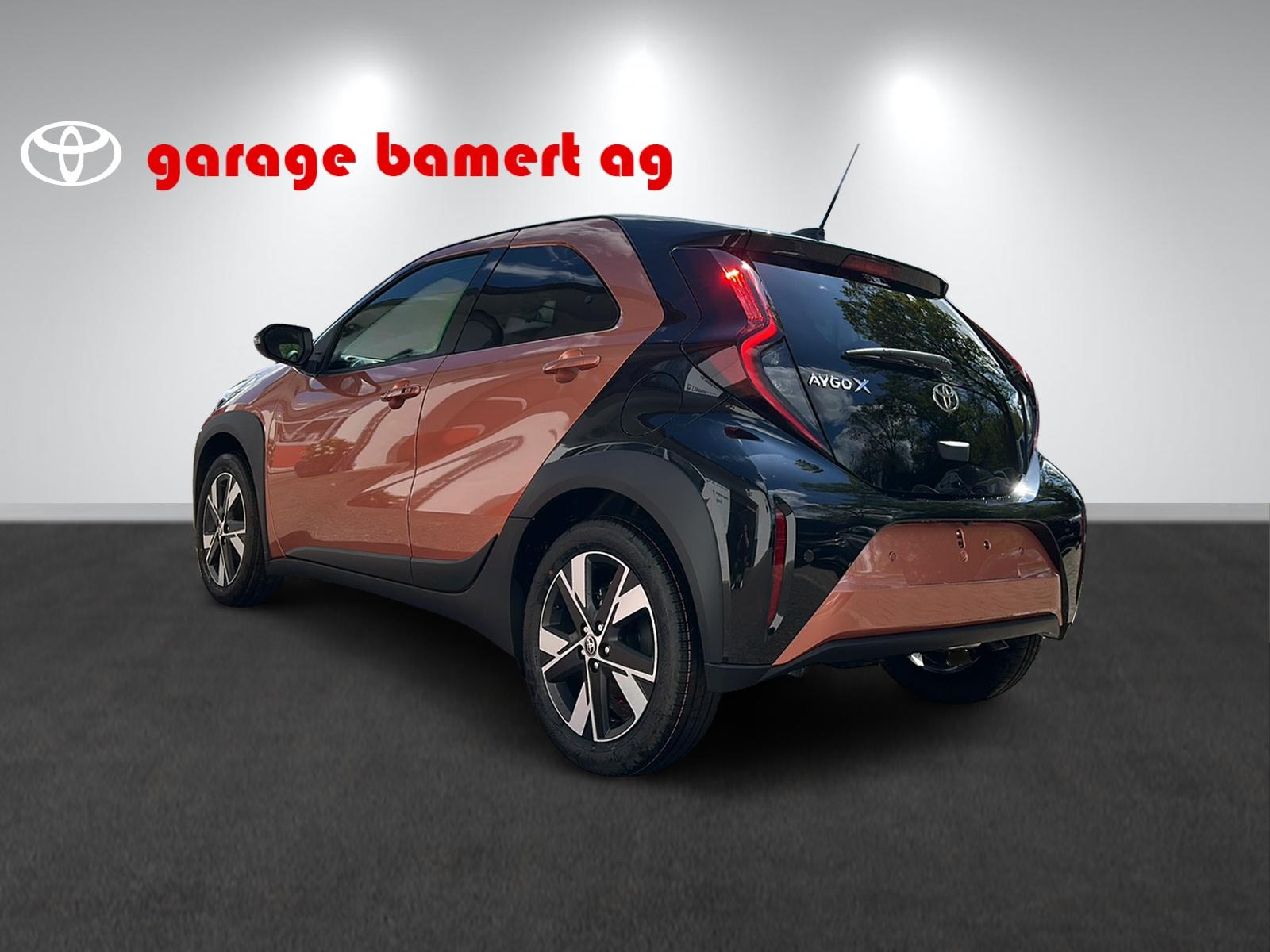 TOYOTA Aygo X 1.5 VVT-i HSD Trend-showroom-element-3