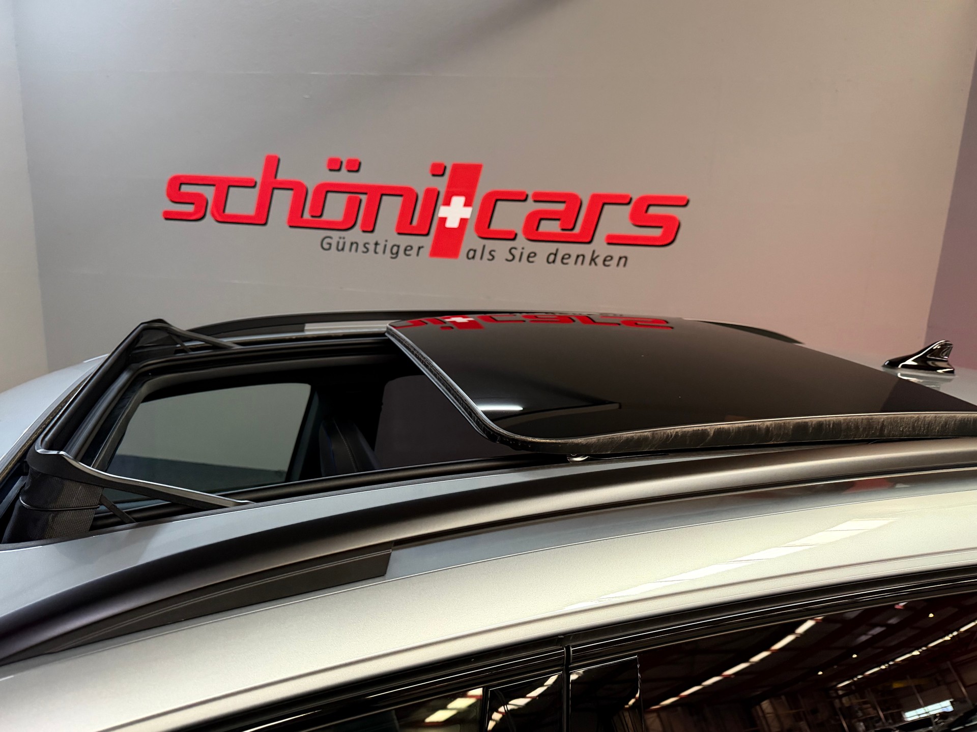 VW Tiguan 2.0 TSI DSG R-Line 4Motion-image-11