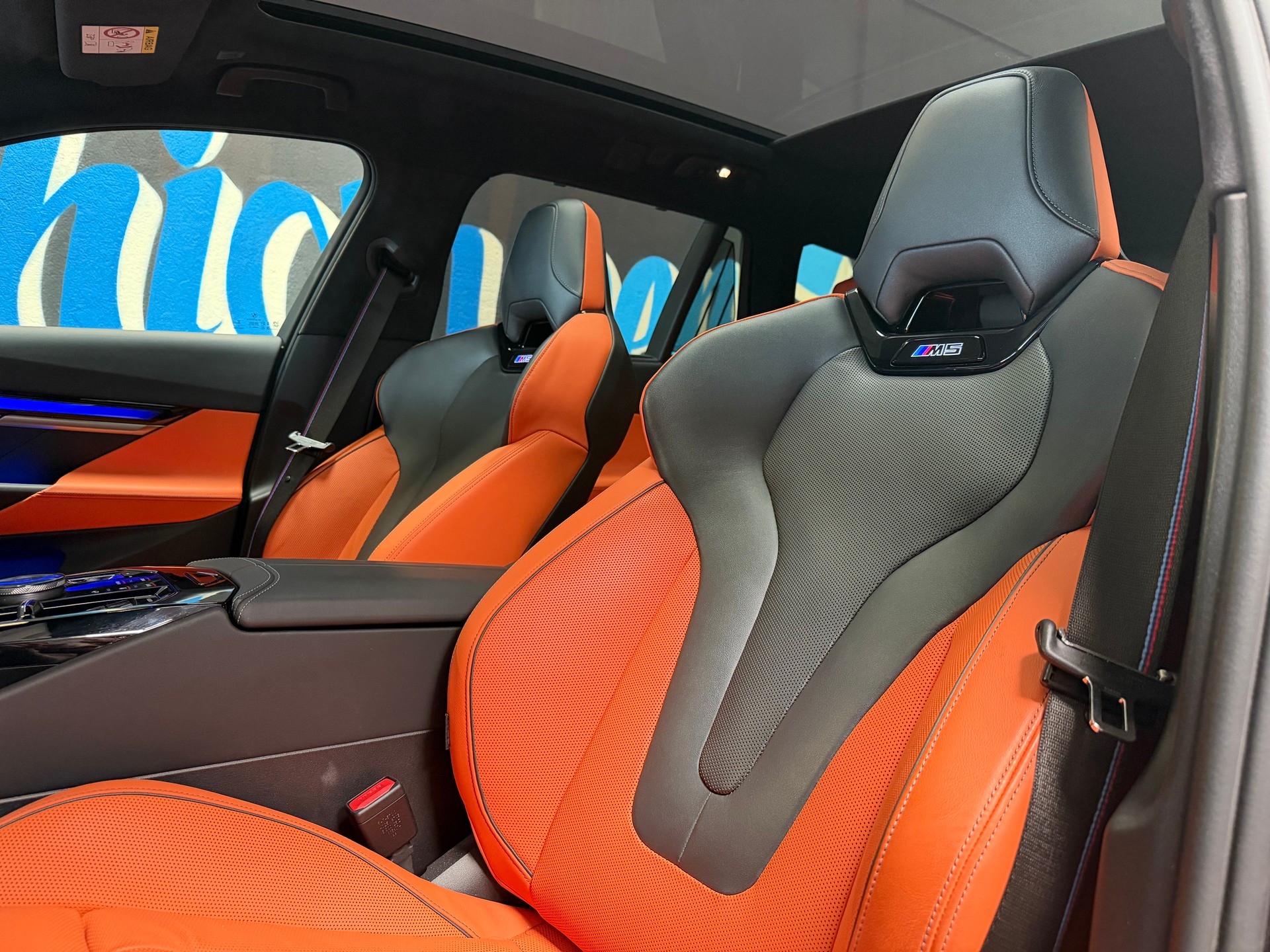 BMW M5 xDrive Touring CH-image-9