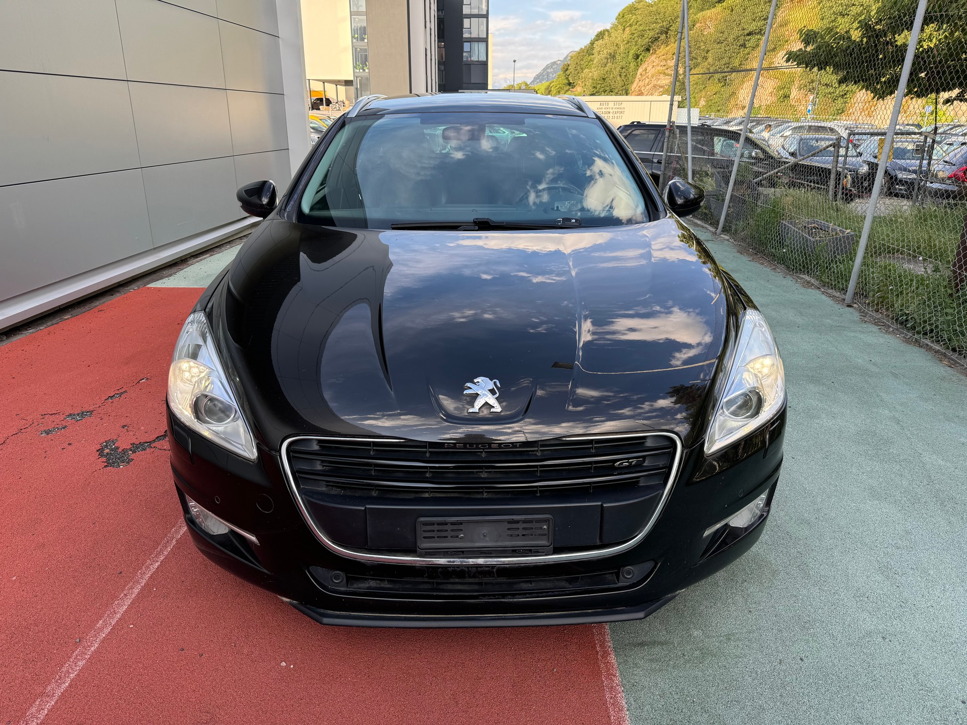 PEUGEOT 508 SW 2.2 HDI GT Automatic-image-2