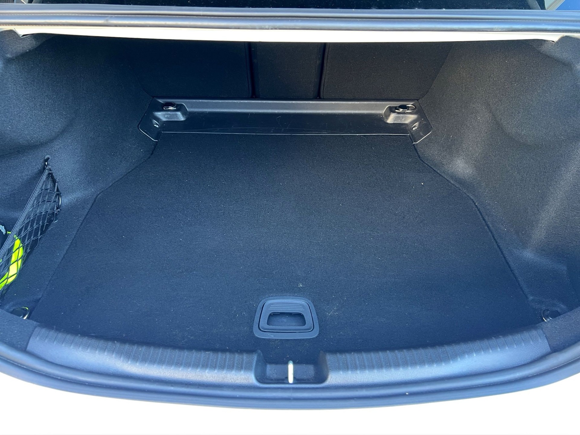 MERCEDES-BENZ C 180 AMG Line-image-9