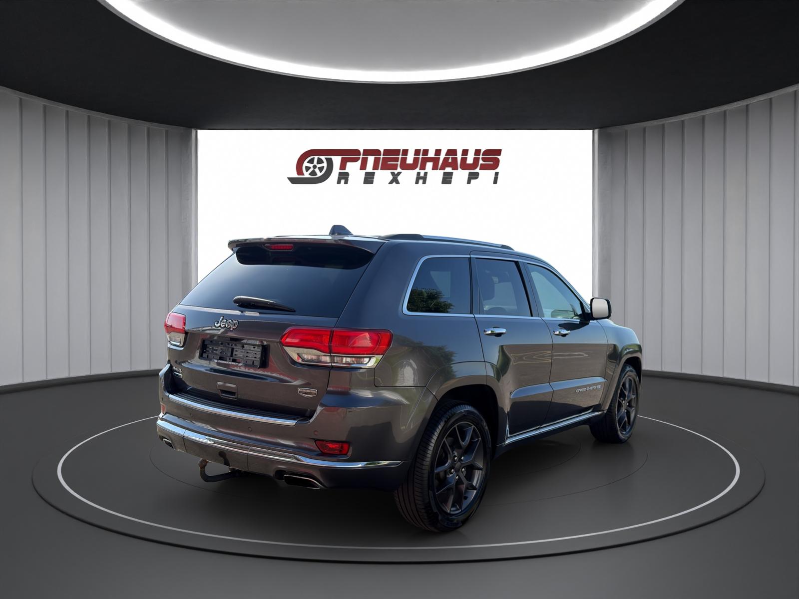 JEEP Grand Cherokee 3.0 CRD Summit Automatic-image-5