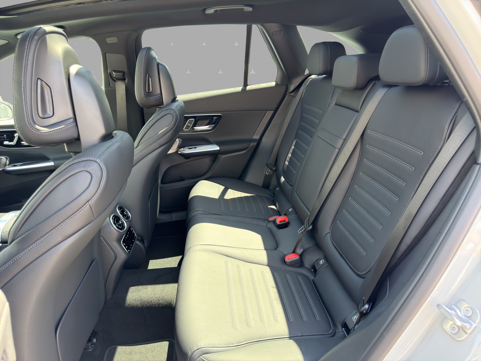 MERCEDES-BENZ GLC 400 e 4Matic EQ Star 9G-Tronic-image-13