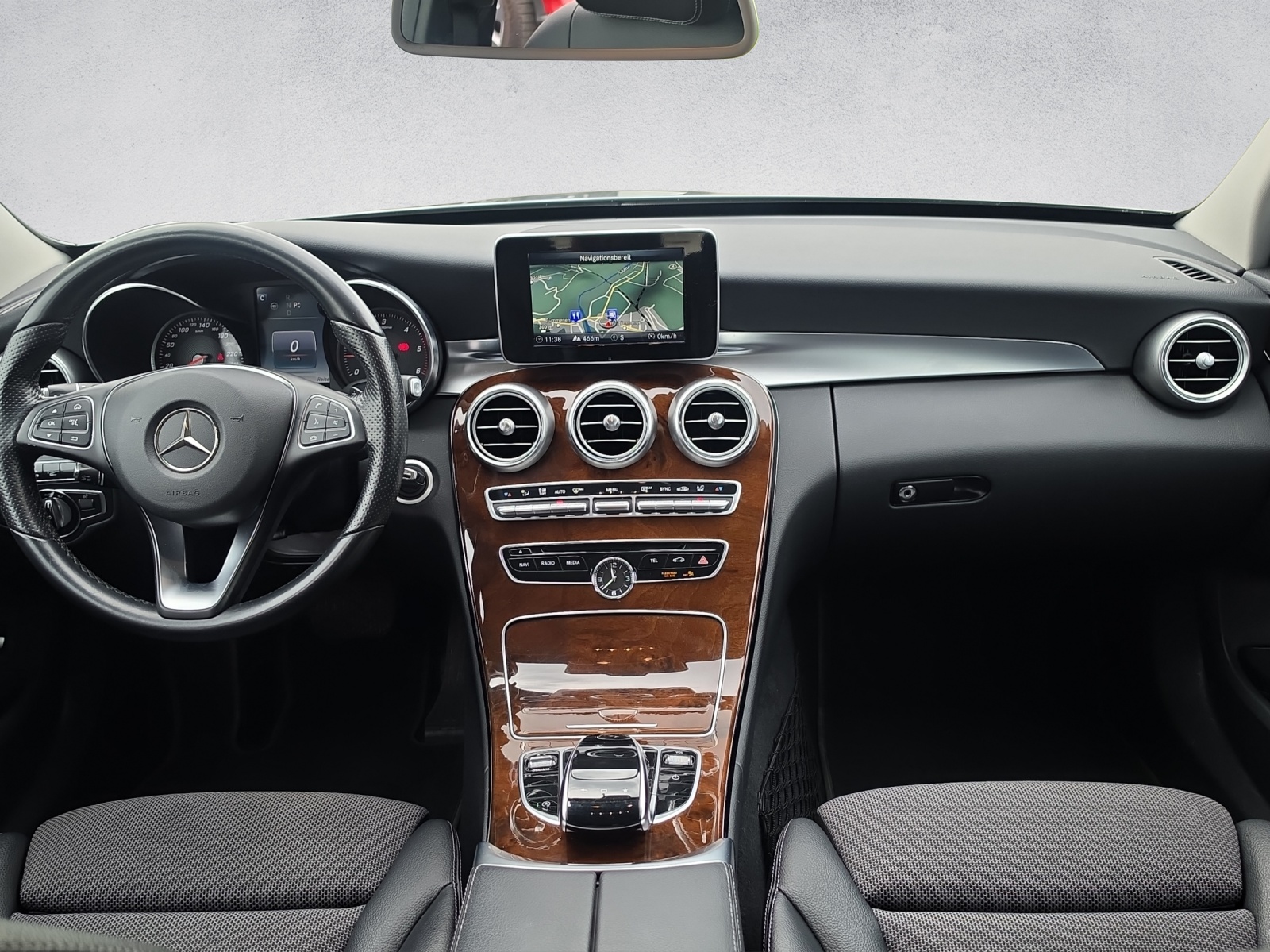 MERCEDES-BENZ C 250 BlueTEC Avantgarde 4Matic 7G-Tronic-image-5