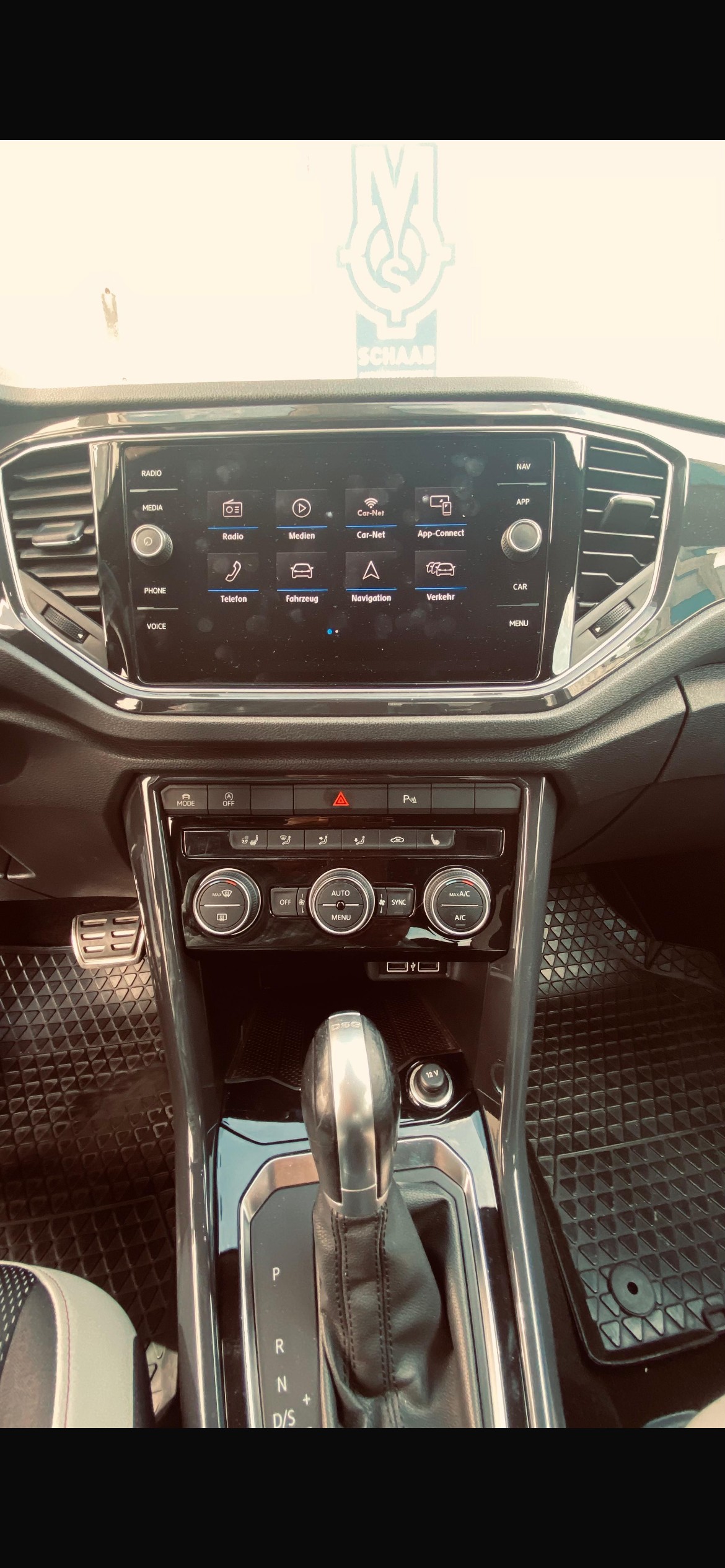 VW T-Roc 1.5 TSI EVO Sport-image-8