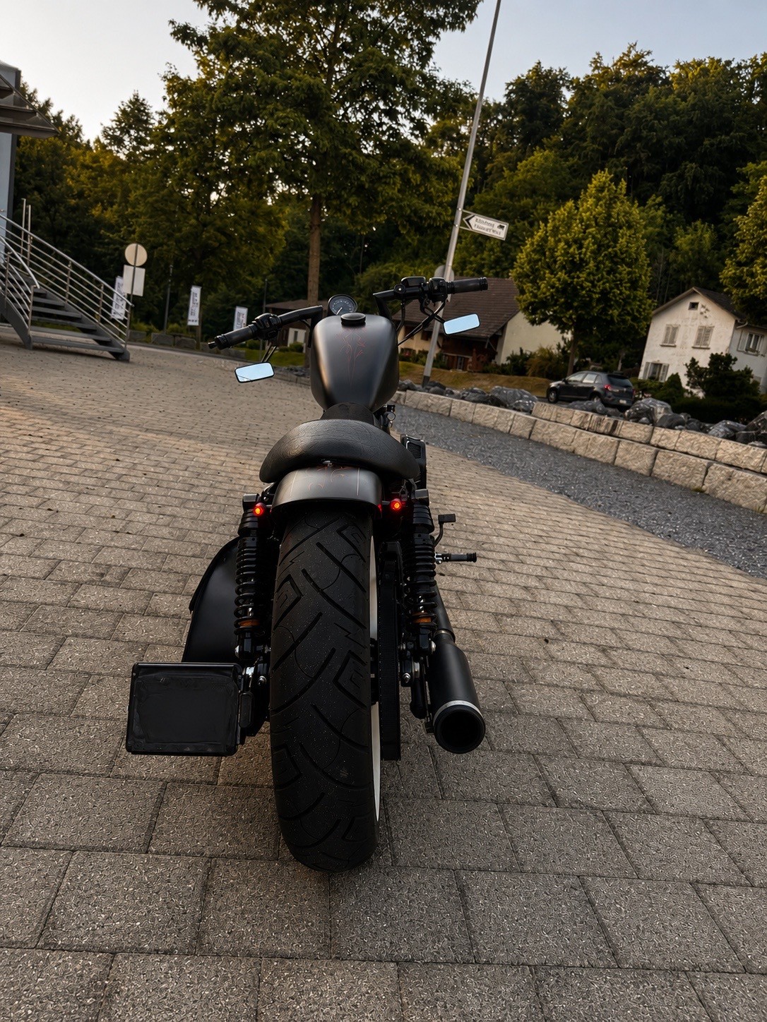 HARLEY-DAVIDSON XL 883 N Sportster Iron-image-7