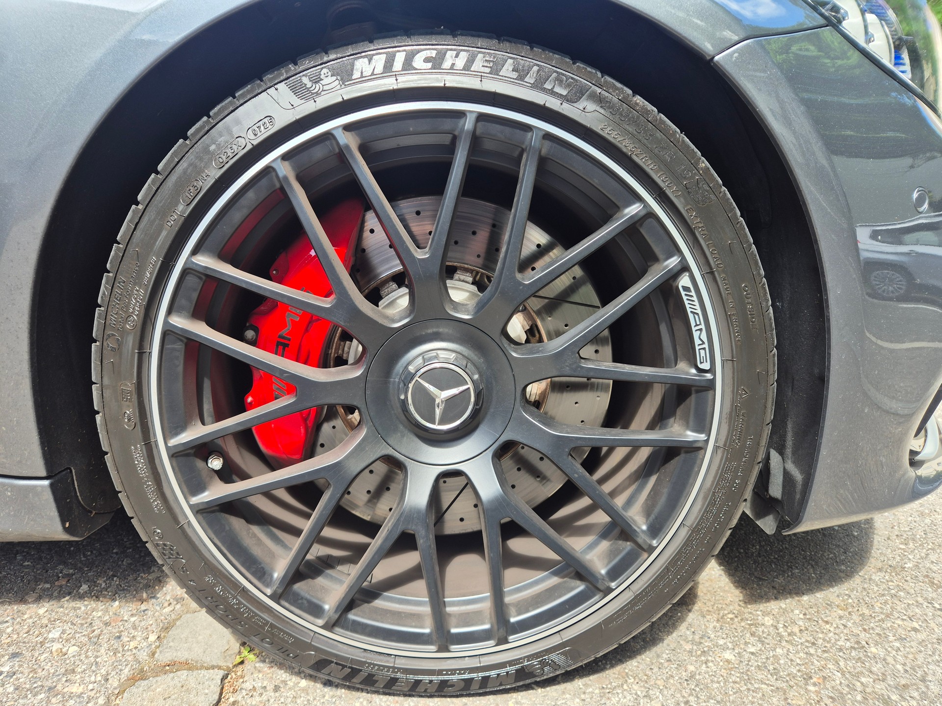 MERCEDES-BENZ C 63 S AMG 9G-tronic * 1 Hand * Mercedes Swiss Garantie bis 05.2027 * Panoramadach * Head up Diplay * Burmester *-image-12