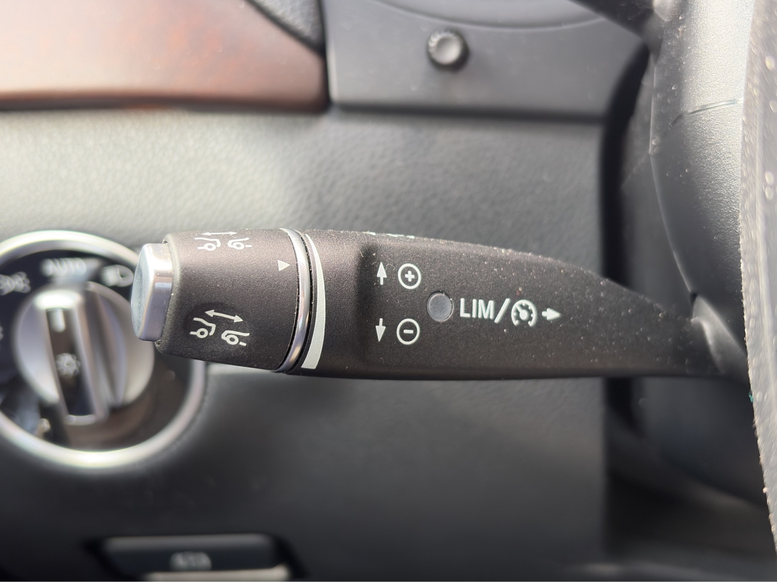 MERCEDES-BENZ B 250 Urban 4Matic 7G-DCT-image-12