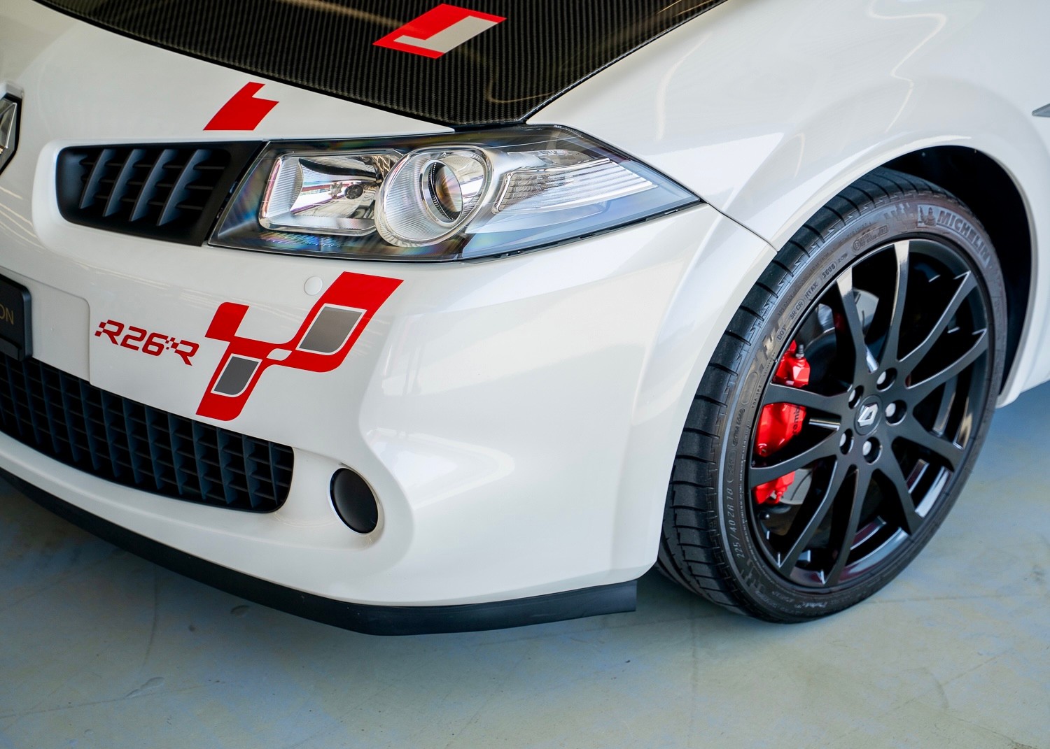 RENAULT Megane 2.0 16V Turbo R26.R (2nd hand Swiss car, fantastic condition, 1st paint, 1 of 450, factory tires)-image-11