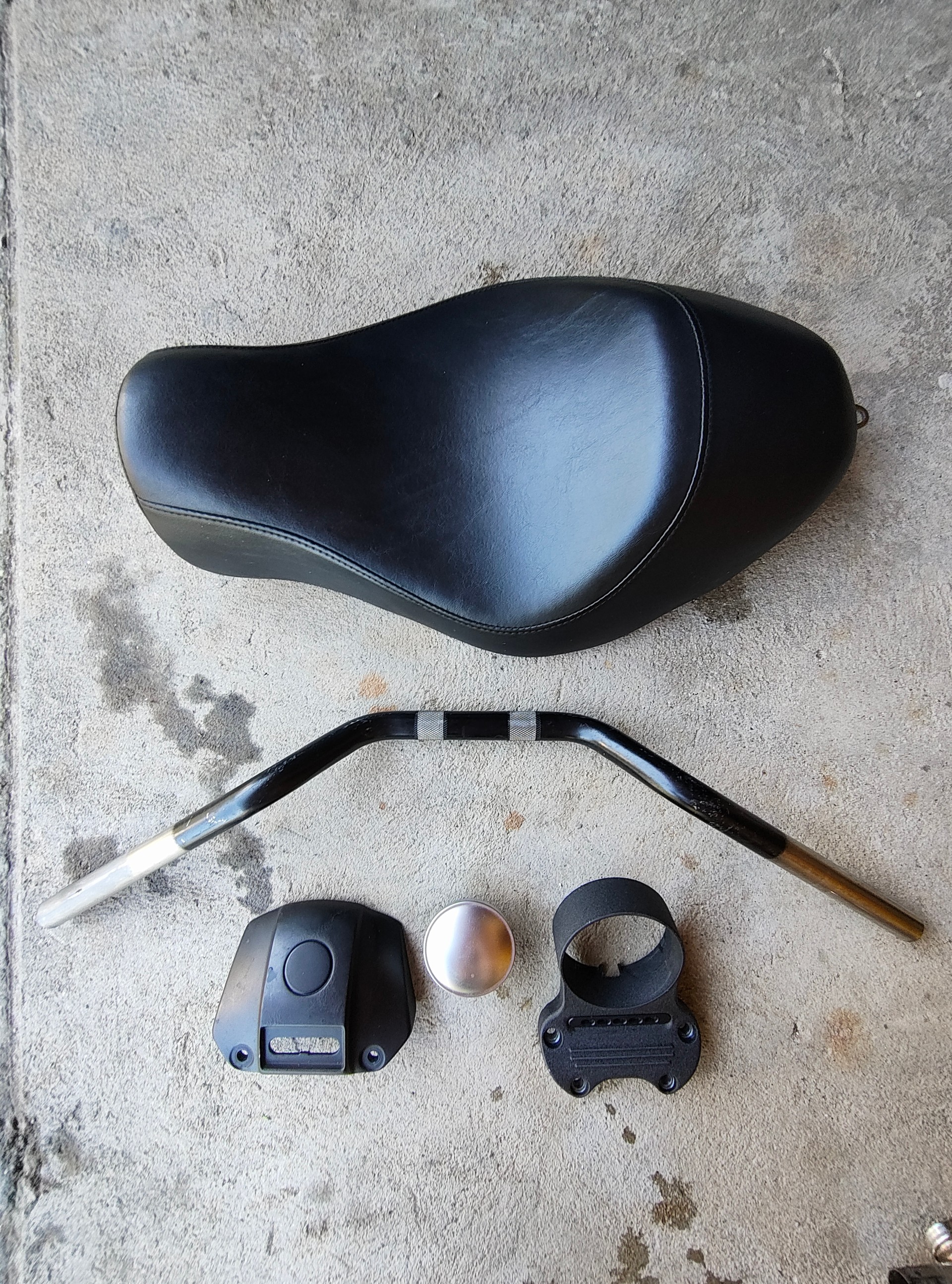 HARLEY-DAVIDSON XL 883 N Sportster Iron-image-6