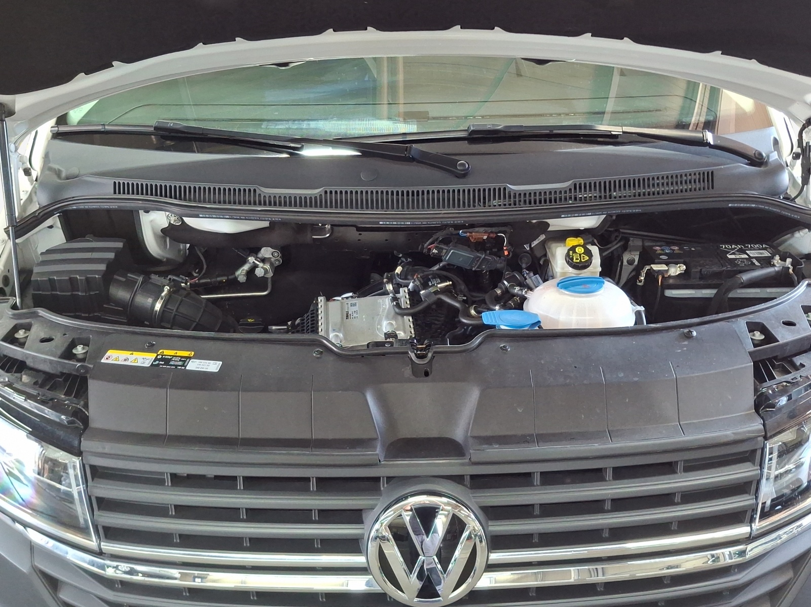 VW T6.1 2.0 TDI-image-15