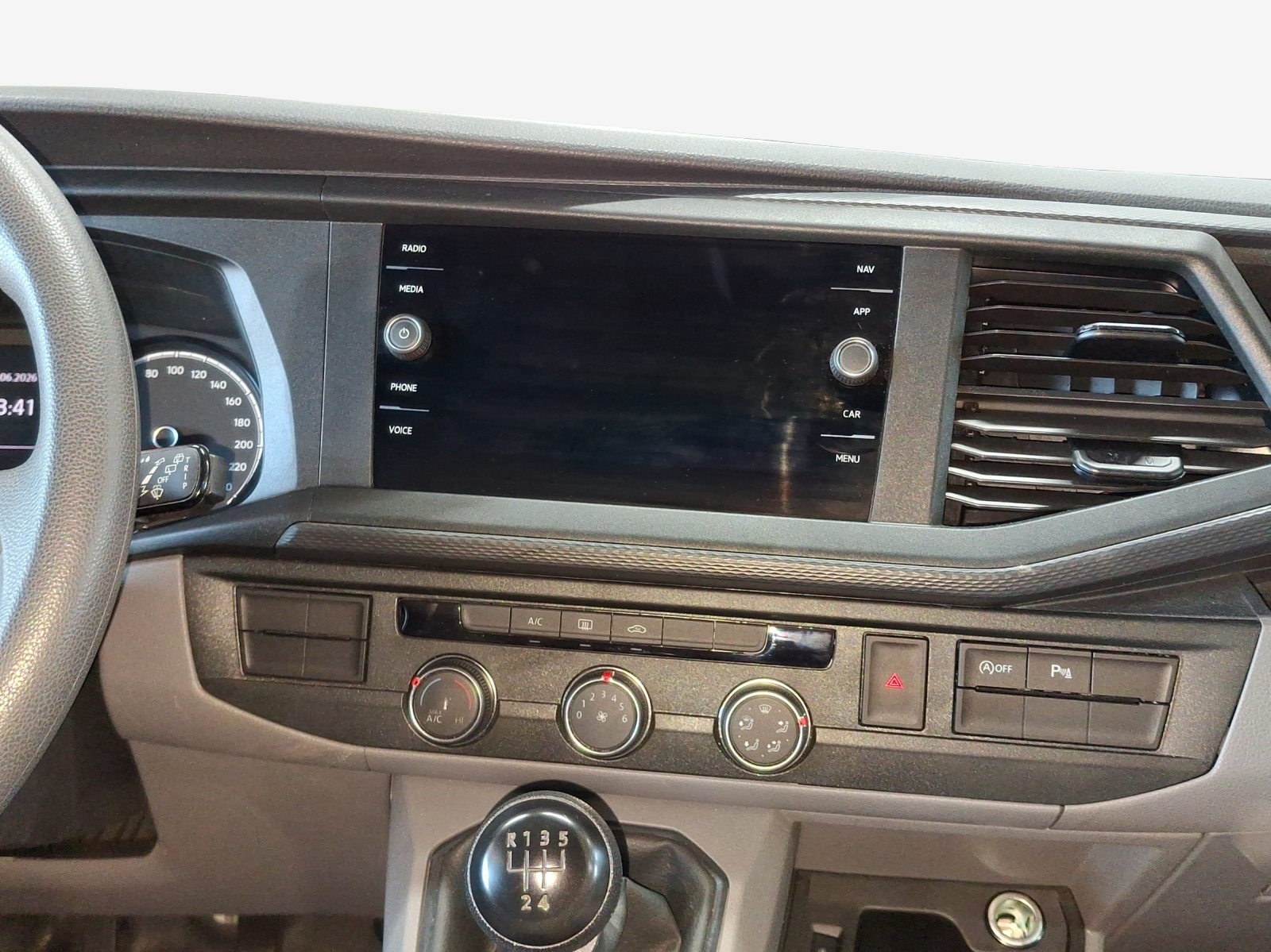 VW T6.1 2.0 TDI-image-10