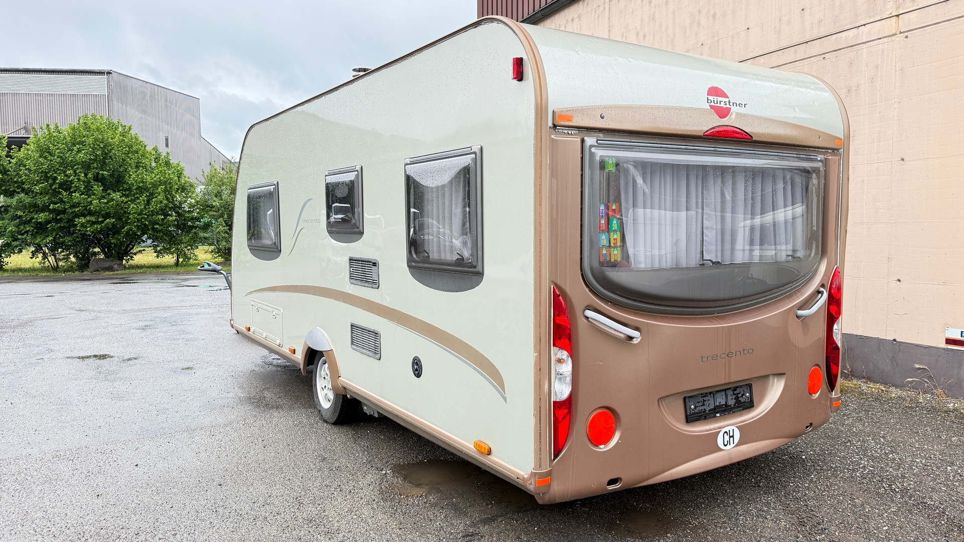 BÜRSTNER Bürstner Trecento 460 TS – frisch ab MFK & Gasprüfu-showroom-element-2