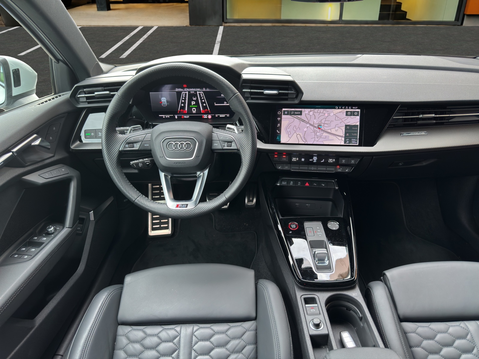 AUDI RS3 Sportback 2.5 TFSI Quattro S-Tronic / CH-Fahrzeug mit Gratis Service-image-10