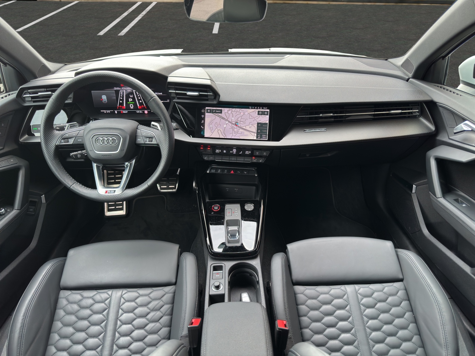 AUDI RS3 Sportback 2.5 TFSI Quattro S-Tronic / CH-Fahrzeug mit Gratis Service-image-9