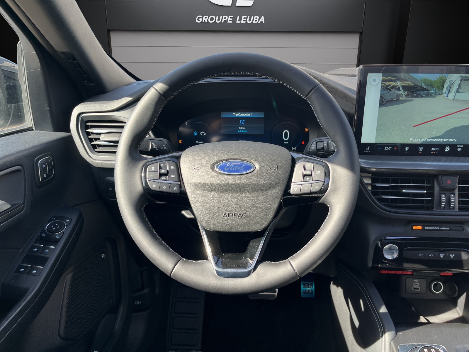 FORD Kuga 2.5 FHEV Sound Edition 4WD-image-13
