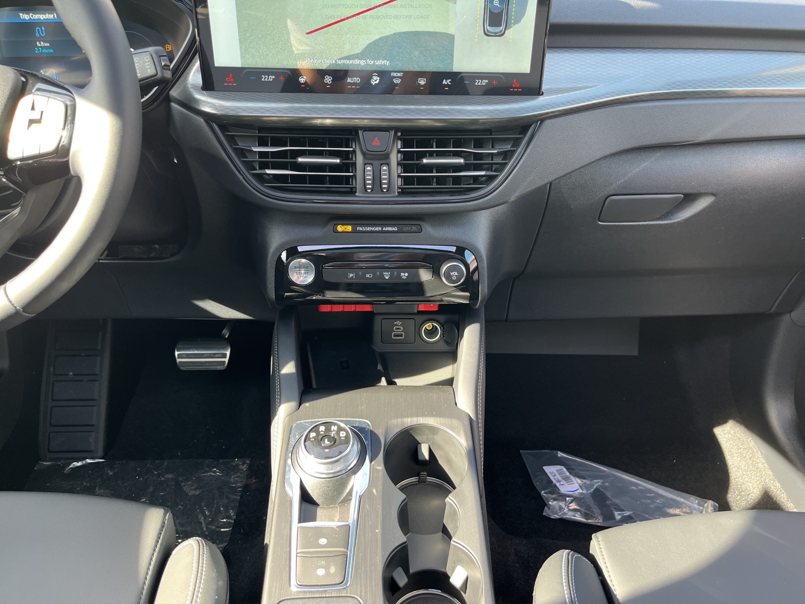 FORD Kuga 2.5 FHEV Sound Edition 4WD-image-14