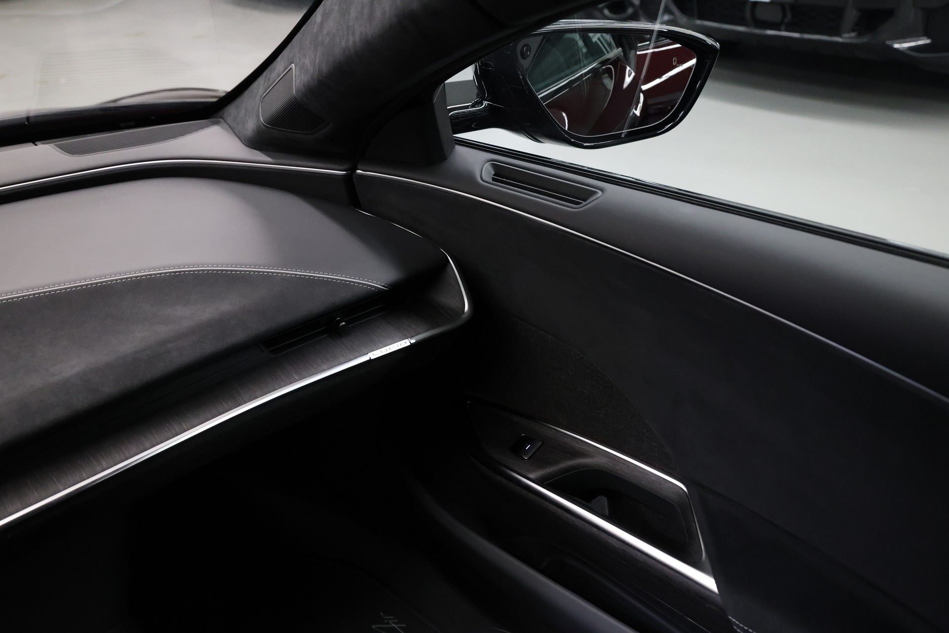 LUCID Air Grand Touring-image-26