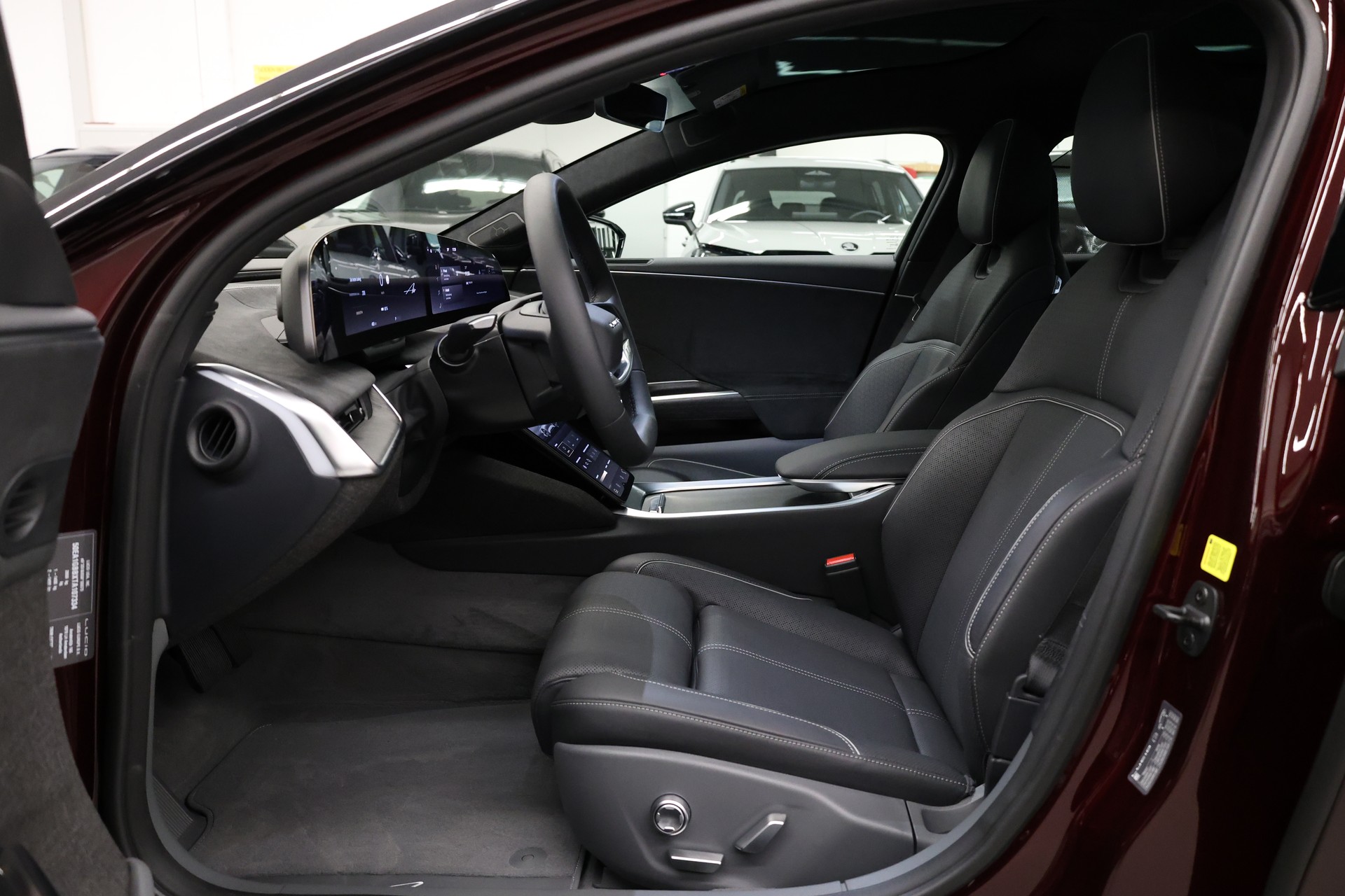 LUCID Air Grand Touring-image-17