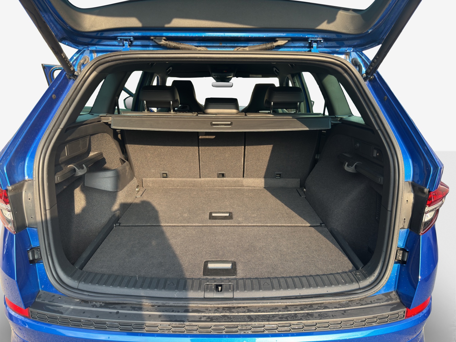 SKODA Kodiaq 2.0 TSI 4x4 SportLine-image-12
