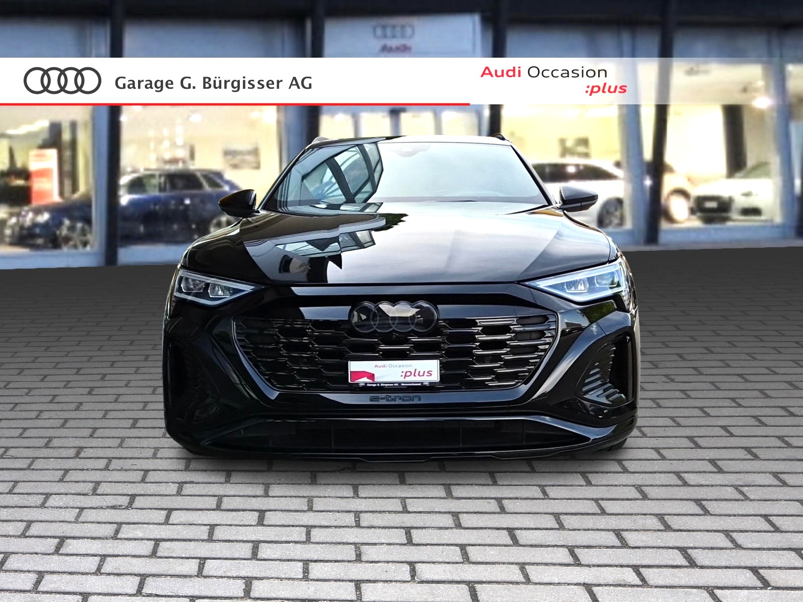 AUDI Q8 50 e-tron Black Edition quattro Mythosschwarz Metallic-showroom-element-1