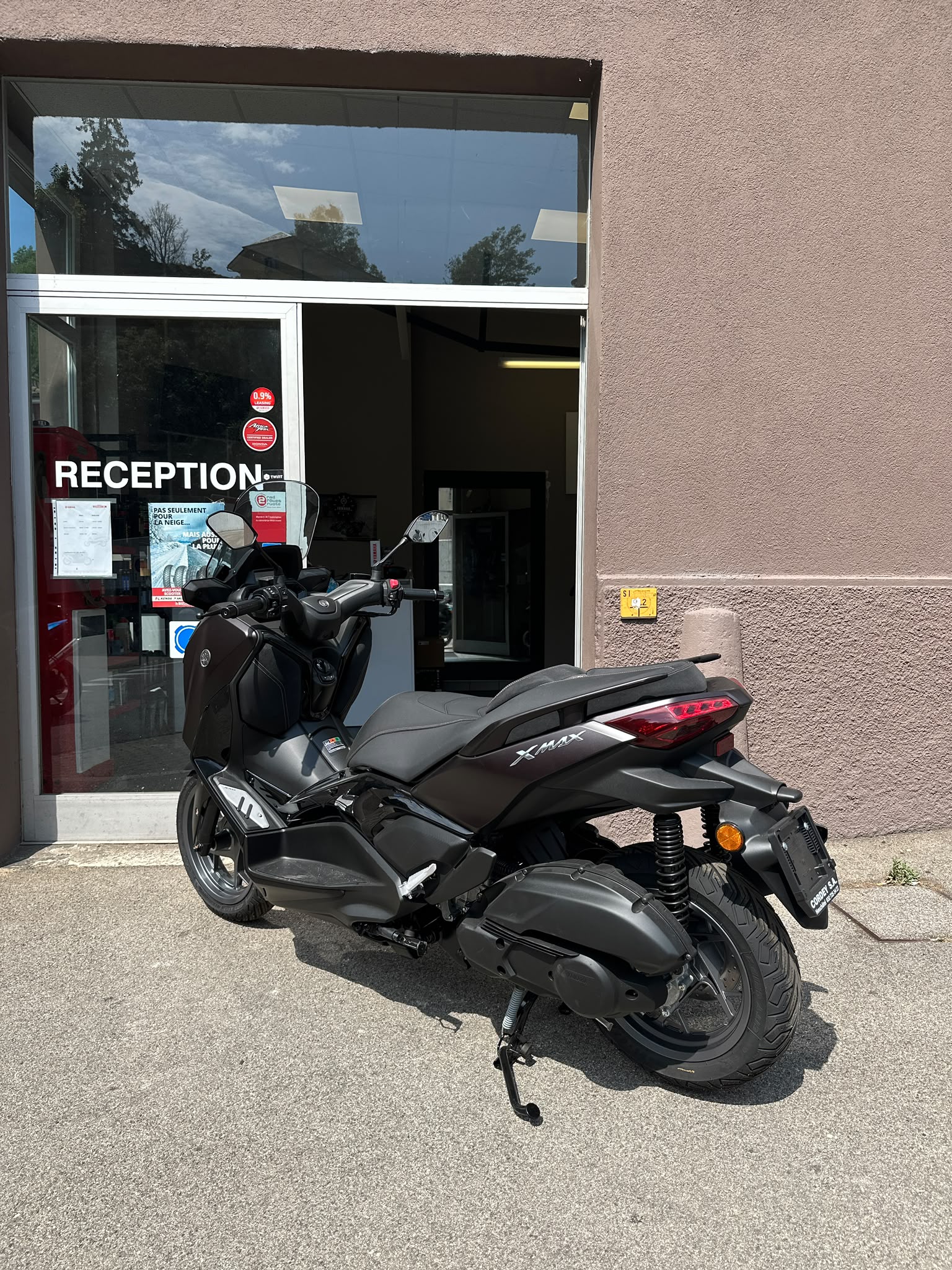 YAMAHA X-Max YP 125 Tech Max+-image-2