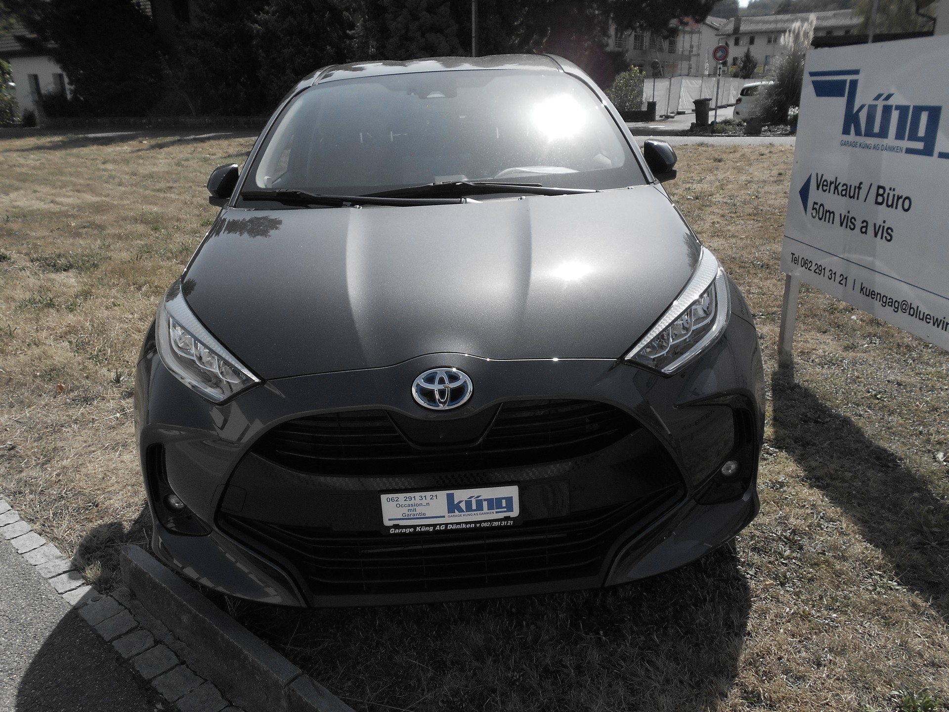TOYOTA YARIS 1,5 VVT-i HSD Trend*ALUWINTERRAD-image-2