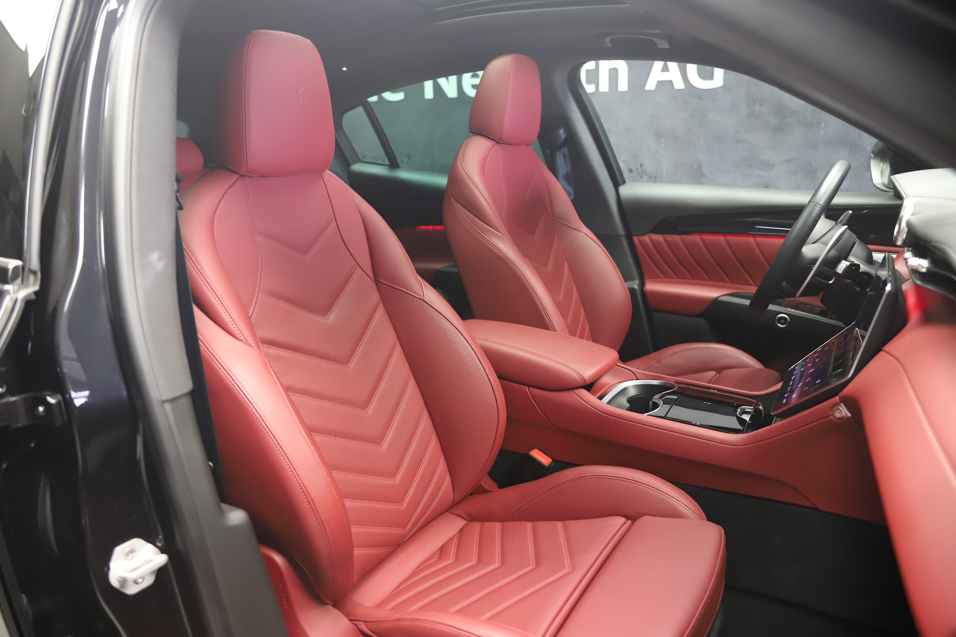 MASERATI Grecale 2.0 MHEV Modena Hybrid Automatica-image-9