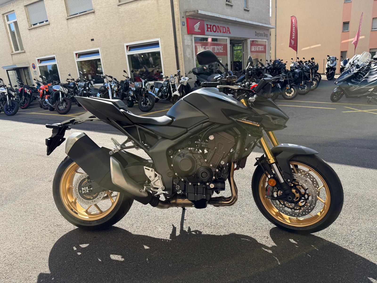 HONDA CB 1000 Hornet SP-image-3