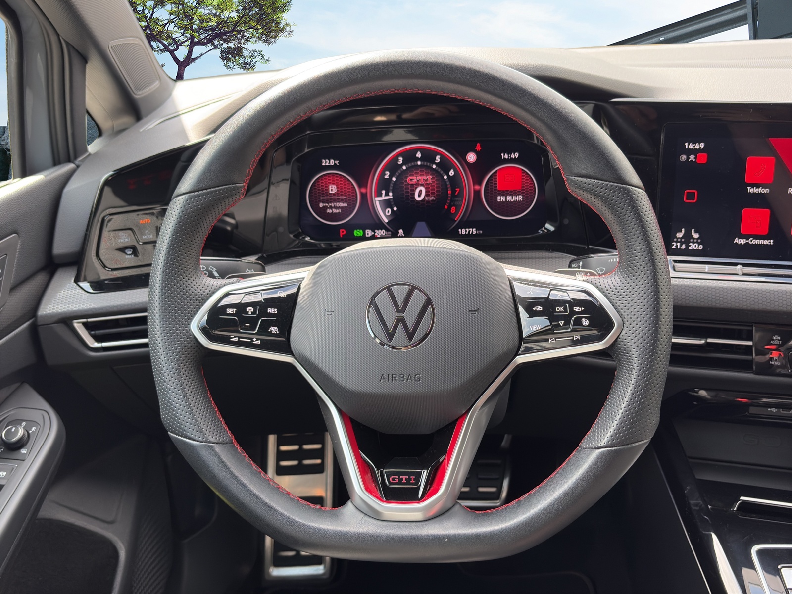 VW Golf 2.0 TSI GTI DSG-image-10