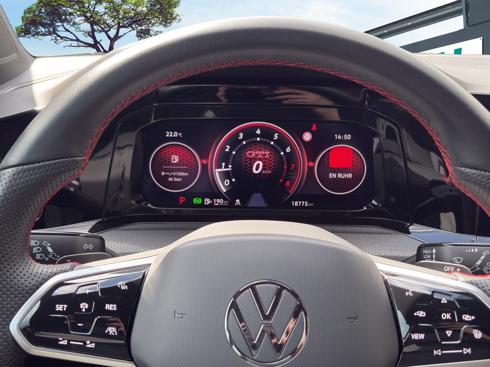 VW Golf 2.0 TSI GTI DSG-image-11