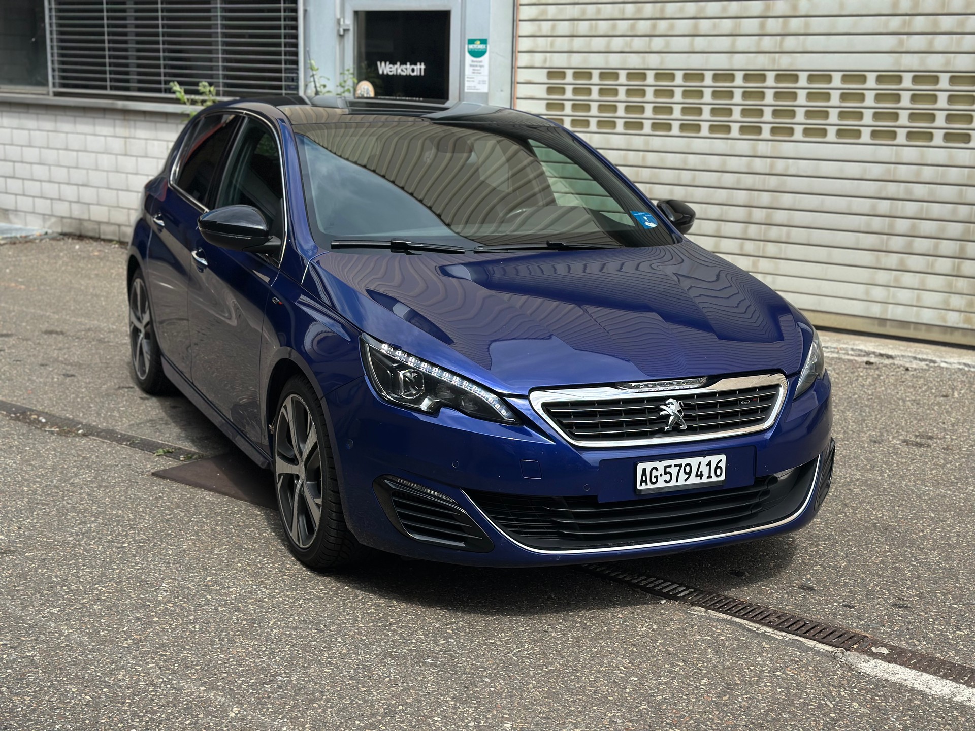 PEUGEOT 308 2.0 BlueHDI GT Automatic-image-2